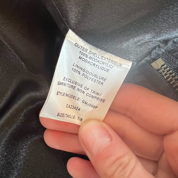 Fen Nelli faux fur Coat - Picture 7 of 9